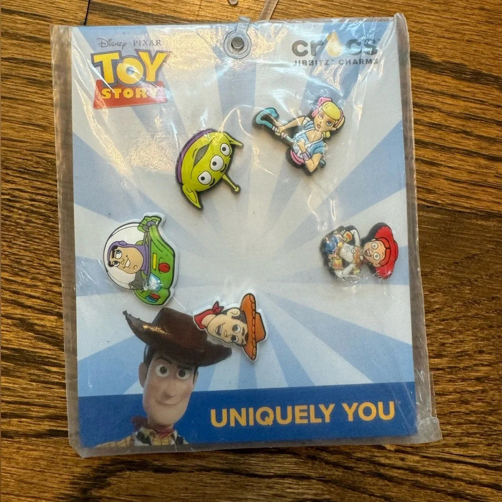 Crocs Jibbitz Toy Story 5-Pack – Buzz, Woody, Alien – NWT